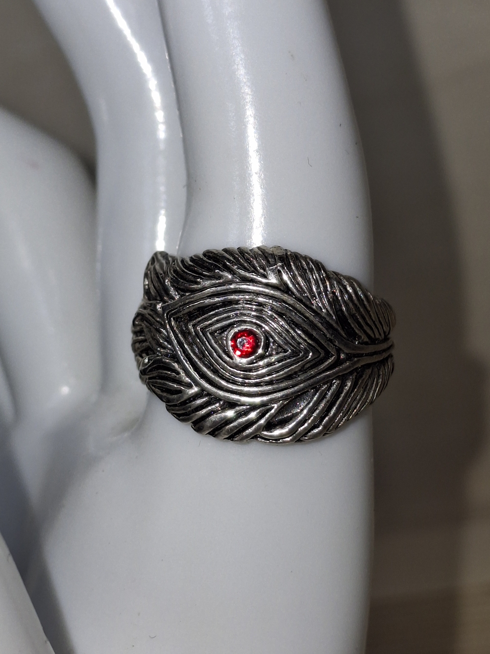 925 Peacock Feather Ring with Red Stone - Women's Jewelry